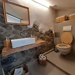 公寓 Pod Kalvariou 克雷姆尼察
